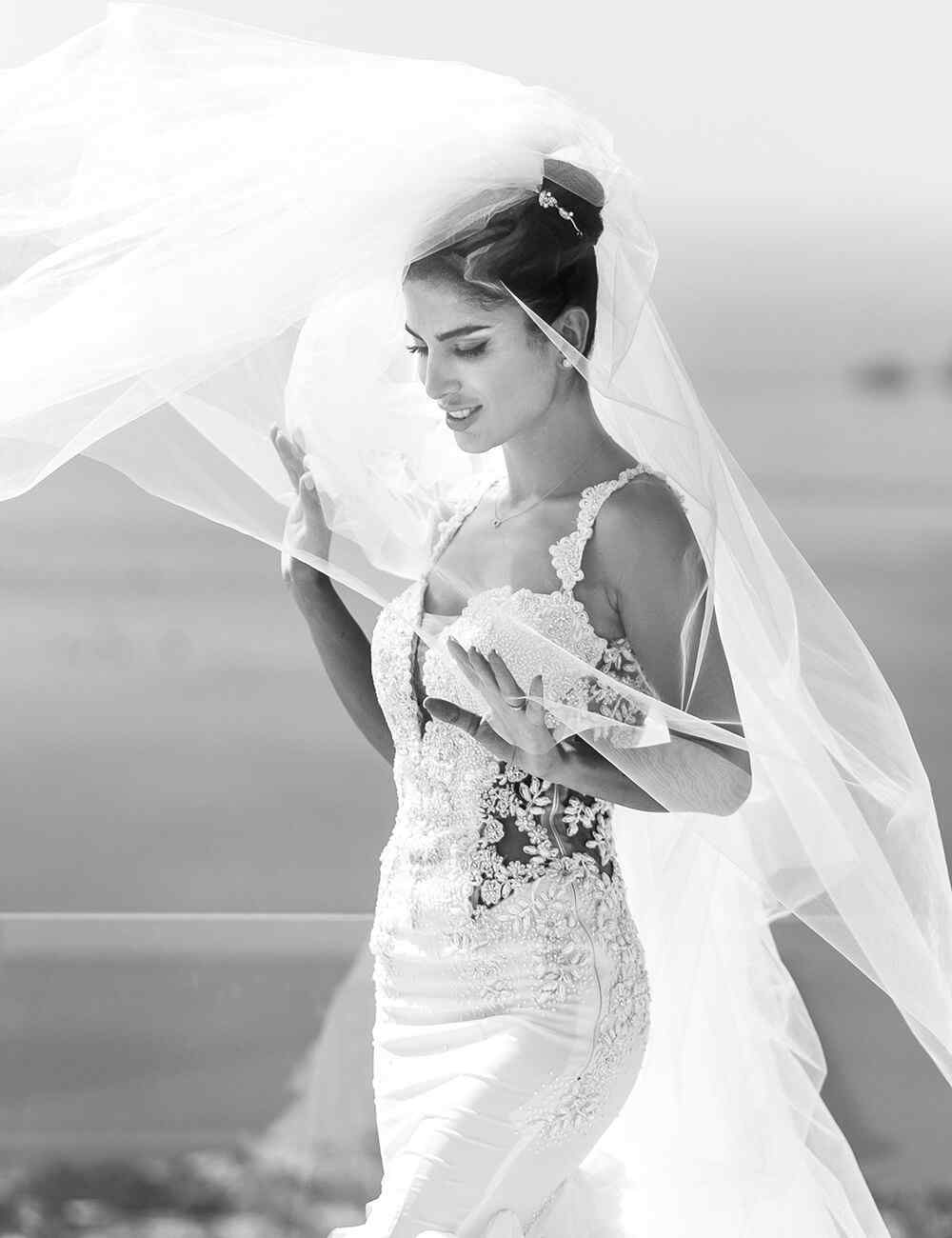 https://www.bridelymade.com/wp-content/uploads/2020/11/dress_03.jpg